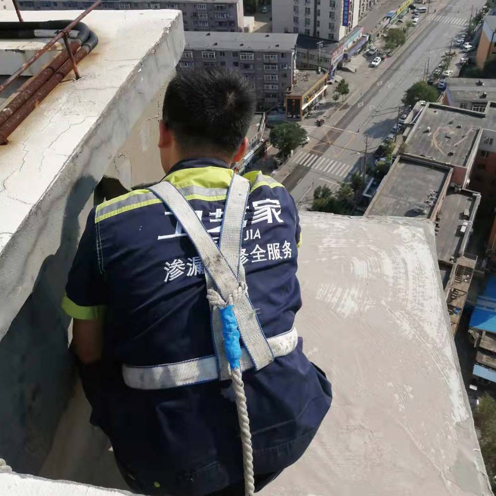 告别漏水烦恼!东莞正规防水补漏施工公司如何选?